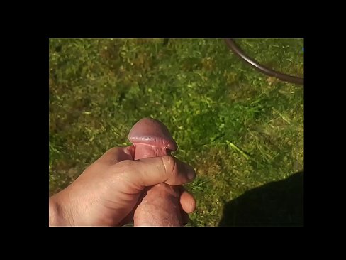 ❤️ Hottie si fa scopare a figa rosa è cums cun un squirt in un giardinu d'estate ☑ Porno à co.bassaniluigi.ru