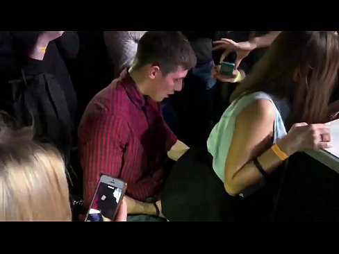 ❤️ Sessu reale in una discoteca russa. Una ragazza russa di 18 anni in l'anu è a vagina scopata in una discoteca ☑ Porno à co.bassaniluigi.ru