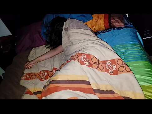 ❤️ Stepson rimprovera a so ghjovana matrigna mentre dorme. ☑ Porno à co.bassaniluigi.ru